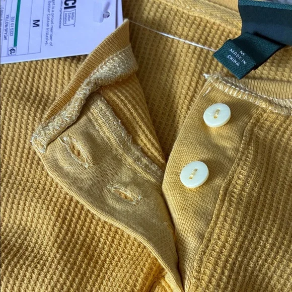 Wild Fable Mustard Buttoned loose cropped Top—-Size: Medium - Picture 3 of 5